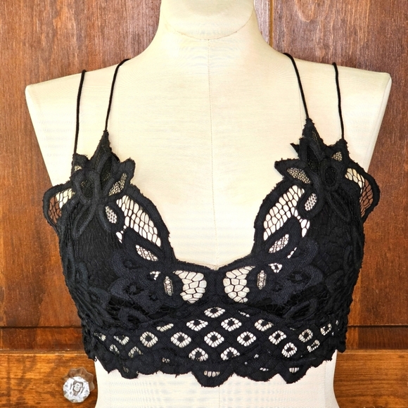 Free People Black Adella Crochet Bralette Black Lace Large - Picture 2 of 13